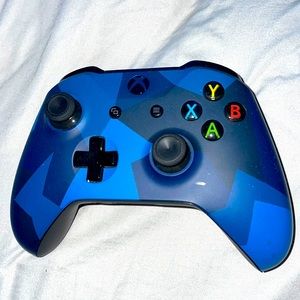 Xbox one gaming controller